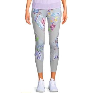 Avia womens athleisure gray floral capri leggings Sz M New